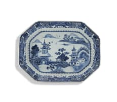 A Chinese blue and white 'Nanking' dish, Qing Dynasty, late 18th/early 19th century