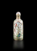 A Chinese cloisonné enamel snuff bottle, Qing Dynasty, late 19th/early 20th century