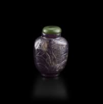 A Chinese amethyst snuff bottle, 20th century