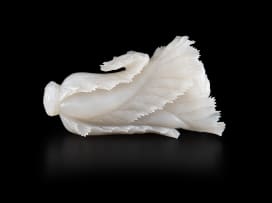 A Chinese carved jade cabbage, late 19th/early 20th century