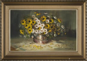 Mari Vermeulen-Breedt; Daisies in a Copper Pot