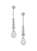 18k white gold diamond drop earrings