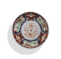 A Japanese Imari bowl, Meiji Period (1868-1912)