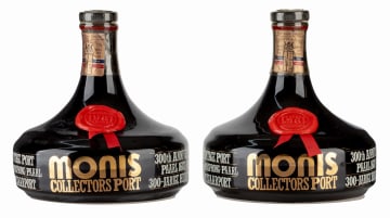 Monis; Collectors Port - 300th Anniversary of Paarl - Ceramic Decanters; 1961; 2 (1 x 2); 750ml