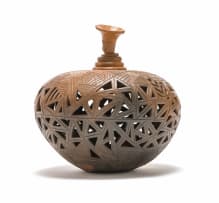 Mpho Mokgatlhe; Vessel with incised decoration