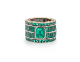 18k yellow gold emerald ring