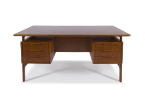 Gunni Omann 'Model 75' teak desk, for Omann Junior Møbelfabriek, Denmark, 1960s