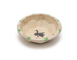 Hylton Nel; Bowl with a black swan I