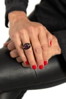 14k yellow gold onyx and garnet ring