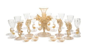 Antonio Salviati clear and gold leaf glass set, with dolphin motif by Archimede Seguso