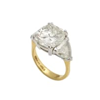 Diamond trilogy ring