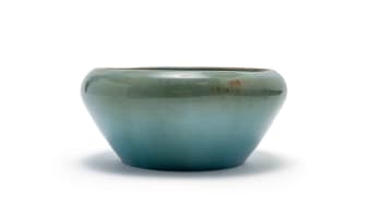 Linn Ware; Tapering bowl with inverted rim
