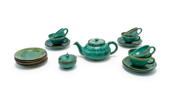 Linn Ware; Twenty-piece Tea Service