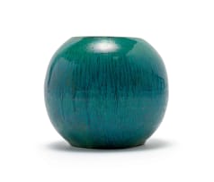 Linn Ware/Ceramic Studio; Bulbous bowl
