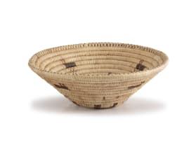 Muve Njunga; Mbukushu coiled basket, 1983