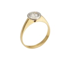 Diamond solitaire ring