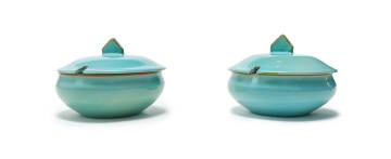 Linn Ware/Ceramic Studio; Pair of tureens with covers