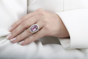 Kunzite and diamond ring