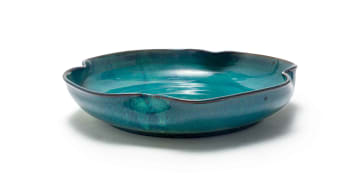 Linn Ware; Petal-shaped dish