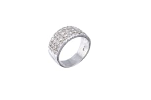 Broad diamond band