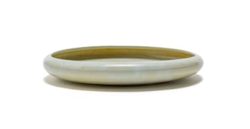 Linn Ware/Ceramic Studio; Shallow cream bowl with rounded rim