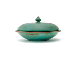 Linn Ware/Ceramic Studio; Covered dish