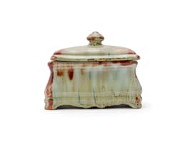 Linn Ware/Ceramic Studio; Rust and green trinket box