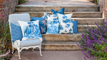 Ardmore Artists; Thanda Toile Cushion Cover, Tanzanite