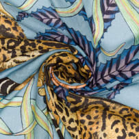 Catherine Berning & Sydney Nyabeze; Sabie Kings Safari Wrap, Frost