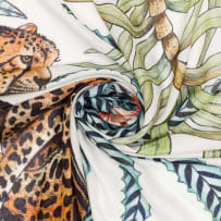 Catherine Berning & Sydney Nyabeze; Sabie Kings Safari Wrap, Chalk