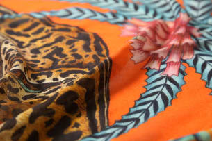 Catherine Berning & Sydney Nyabeze; Sabie Kings Safari Wrap, Flame