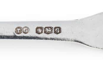 George VI silver Voortrekker Monument jam spoon, Thomas Gilpin Ltd, Sheffield,1949