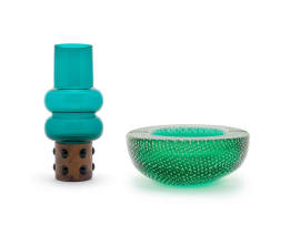 Nanny Still; Nanny Still vase for Raak and bullicante ashtray
