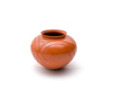 Ian Garrett; Vessel with incised decoration