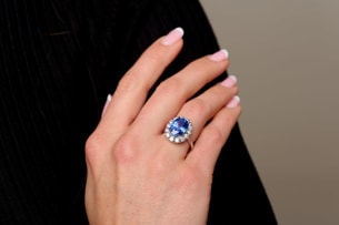 Sapphire cluster ring