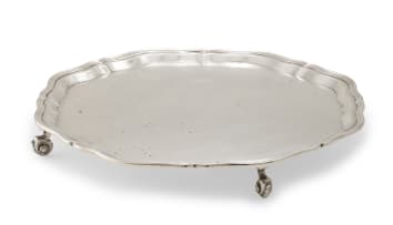 A George VI silver salver, Viner's Ltd, Sheffield, 1946