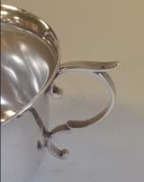 An Edward VII silver porringer, Fordham & Faulkner, Sheffield, 1908