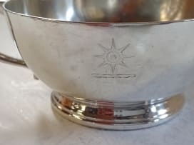 A George V silver porringer, Adie Brothers, Birmingham 1930