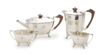 A George VI silver coffee and tea service, Copper Brothers & Sons Ltd, Sheffield, 1946