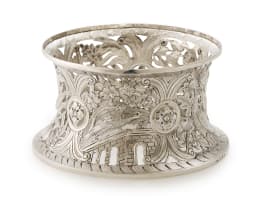 A Edward VII Irish silver dish ring, T. Weir & Sons, Dublin, 1922