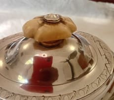 A George III Irish silver teapot, Robert Breading, Dublin 1803