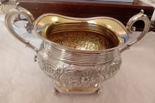 A Victorian silver sugar bowl, Robinson, Edkins & Aston, Birmingham 1839