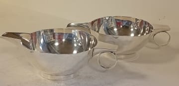 A pair of George V silver sauceboats, Stewart Dawson & Co Ltd, Birmingham, 1910