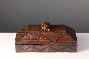 Kuba wooden box with geometric pattern and tortoise decoration, DRC