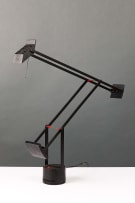 Artemide Tizio adjustable desk lamp, Italy