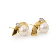 Otto Poulsen Jewellers; Pearl and diamond earrings