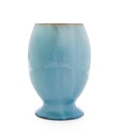Linn Ware/Ceramic Studio; Bulbous vase on pedestal