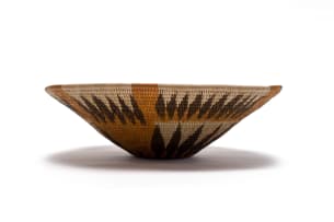 Kelebogile Oshuka; Tears of the Giraffe