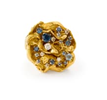 Organic sapphire ring