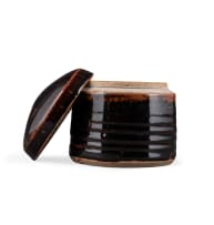 Hyme Rabinowitz; Lidded vessel